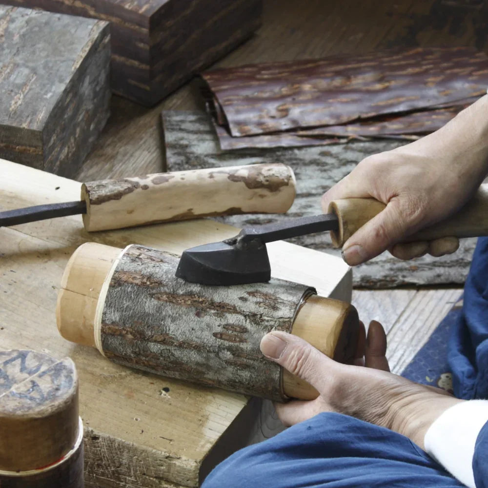 making_of_handmade_cherry_wood_tea_canister_chazutsu_made_from_bark_of_tan_colored_cherry_blossom_trees_tea_caddy