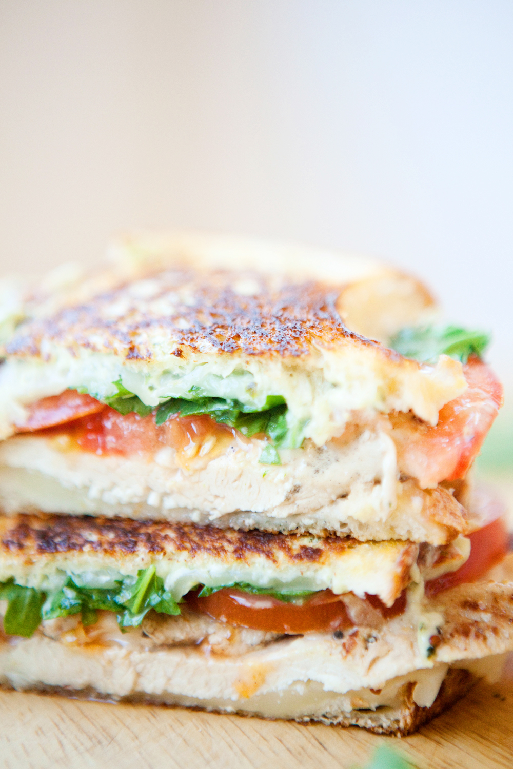 A macro-friendly chicken pesto panini