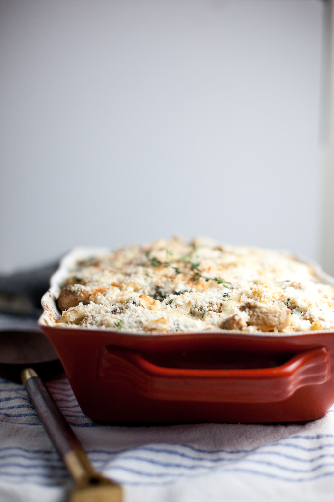 Skinny Macro Friendly Pasta Bake with chicken, mushrooms, spinach and cauliflower cream sauce