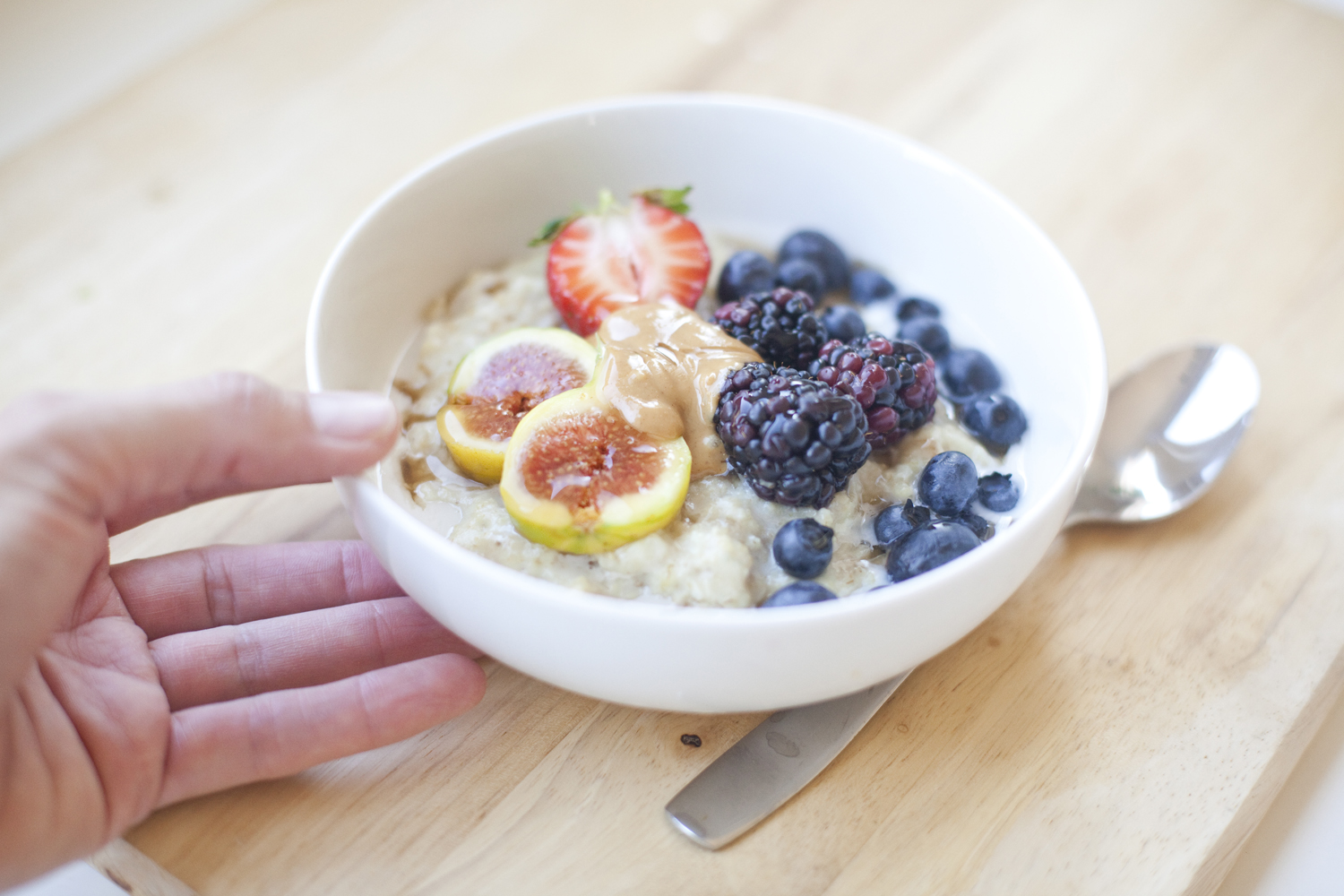 Protein Oatmeal with sneaky eggwhites www.lillieeatsandtells.com