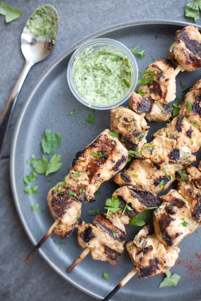 Moroccan Chicken Skewers #macrofriendly #healthy #light #grill #kebab www.lillieeatsandtells.com