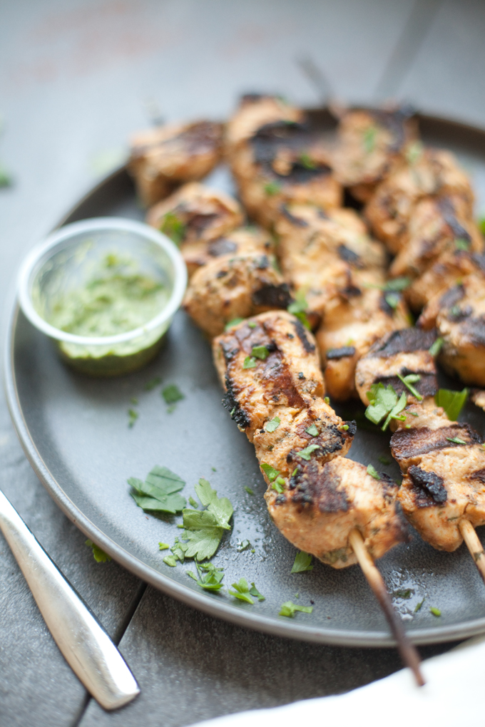 Moroccan Chicken Skewers #macrofriendly #healthy #light #grill #kebab www.lillieeatsandtells.com