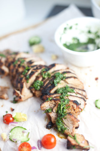 Brown Sugar Garlic crusted Pork Tenderloin #macrofriendly #healthy #light #skinny www.lillieeatsandtells.com