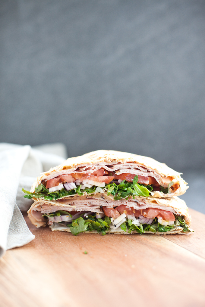 The Turkey Pepperjack Low Carb Crunch Wrap www.lillieeatsandtells.com #macrofriendly #macrofriendlyrecipes #weightwatchers #cutdacarb #lowcarb