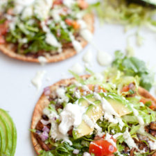Low Carb Carnitas Tostada Pizzas www.lillieeatsandtells.com#macrofriendly #macrofriendlyrecipes #iifym #weightwatchersrecipes #cookinglight