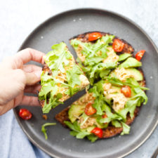Low Carb Buffalo Chicken Pizza