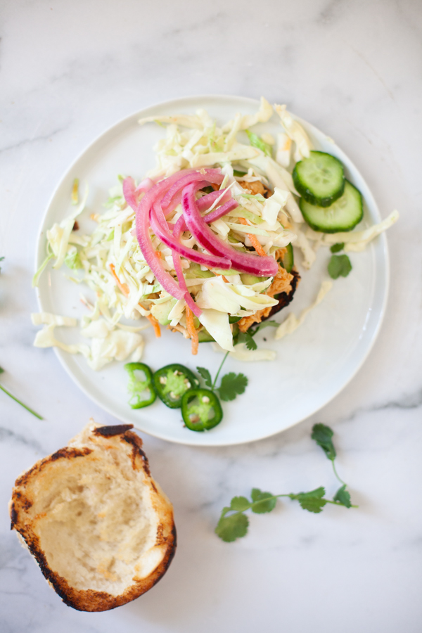 This buffalo chicken sandwich is a dinner that can be thrown together and still look and taste amazing. www.lillieeatsandtells.com