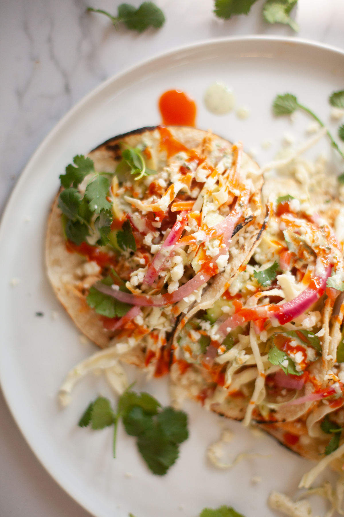 Try this macro friendly recipe of buffalo chicken tacos. www.lillieeatsandtells.com