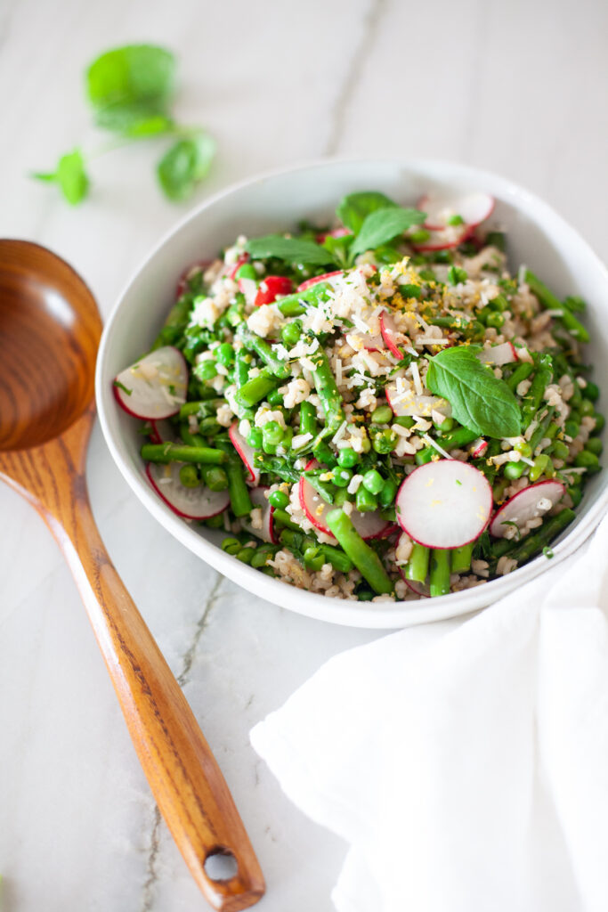 Try my macro-friendly grain salad. www.lillieeatsandtells.com
