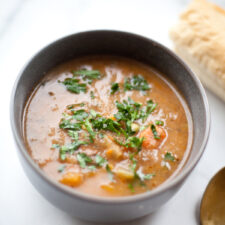 This beef and veggie soup is macro-friendly and easy to make. www.lillieeatsandtells.com