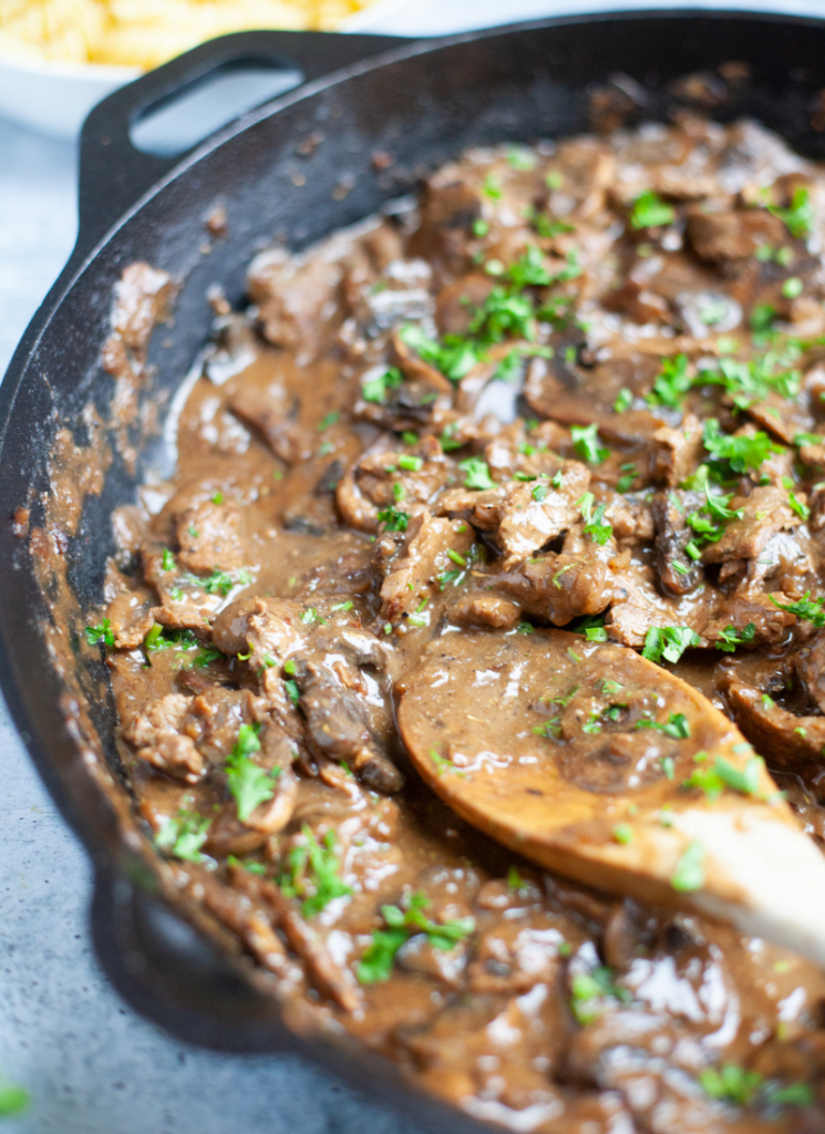 Beef Stroganoff for a large family www.lillieeatsandtells.com