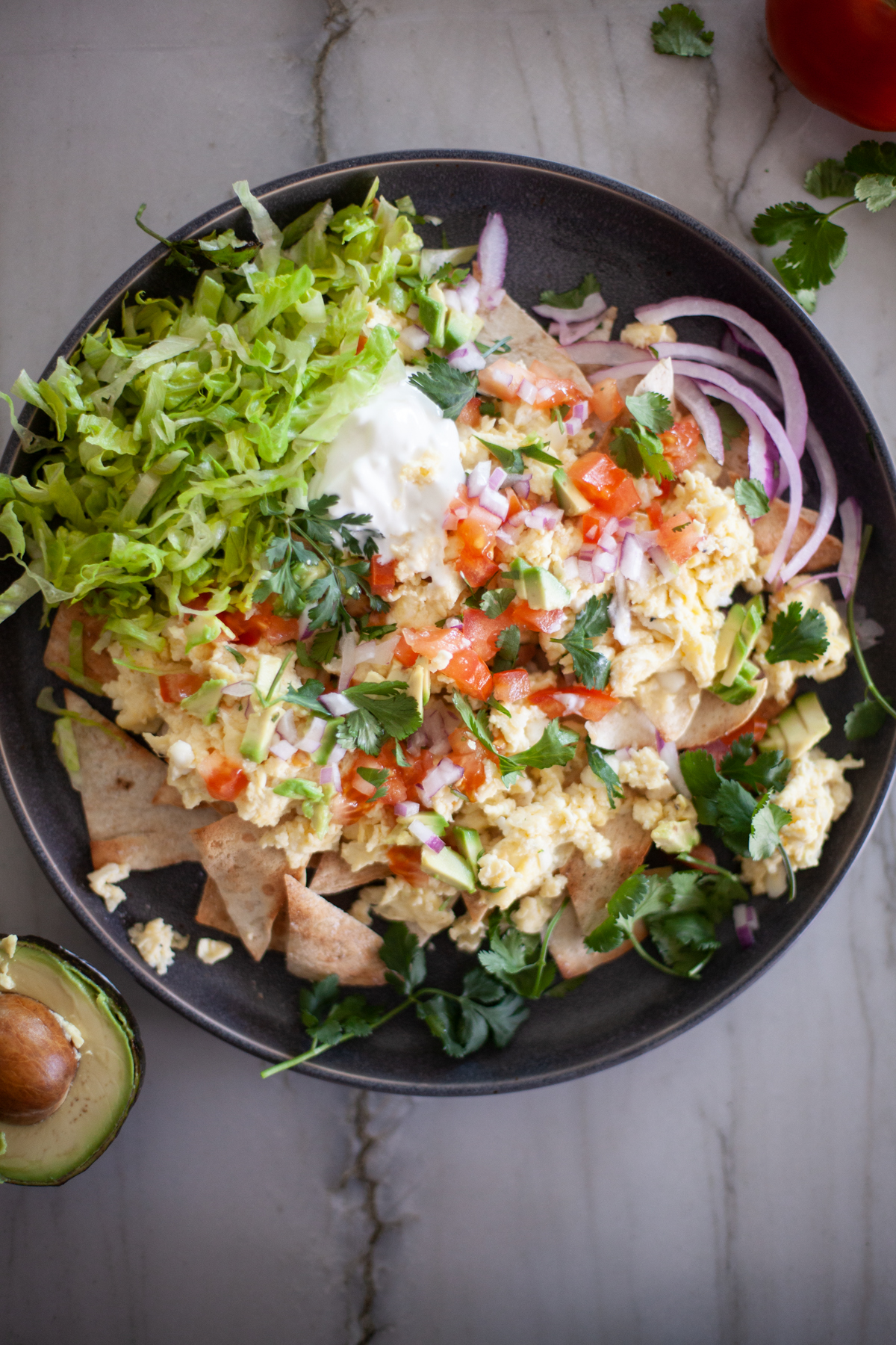 macro-friendly, egg whites, breakfast nachos. www.lillieeatsandtells.com