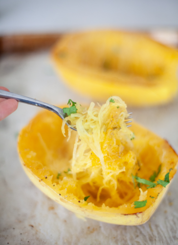 The Best roasted spaghetti squash www.lillieeatsandtells.com
