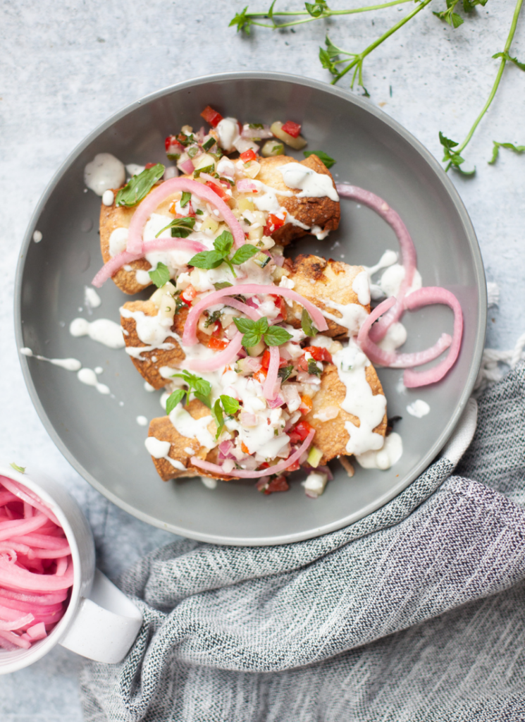 Use up your leftovers with these greek pork taquitos. www.lillieeatsandtells.com