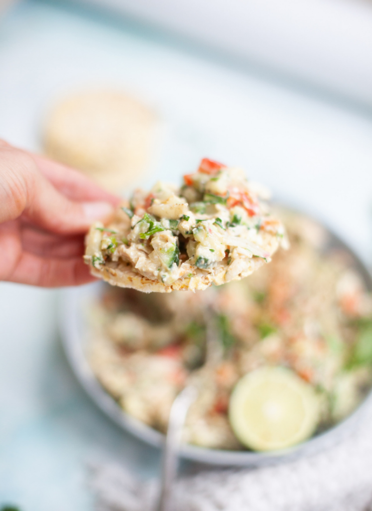 This Quick Mexican Chicken Salad is delicious served on crackers. www.lillieeatsandtells.com