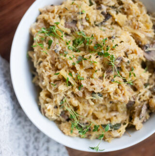 Mushroom and Thyme Baked Feta Spaghetti Squash recipe by www.lillieeatsandtellscom.bigscoots-staging.com