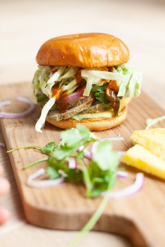 easy and macro friendly Pineapple Jalapeño Pork Sandwich by www.lillieeatsandtells.com
