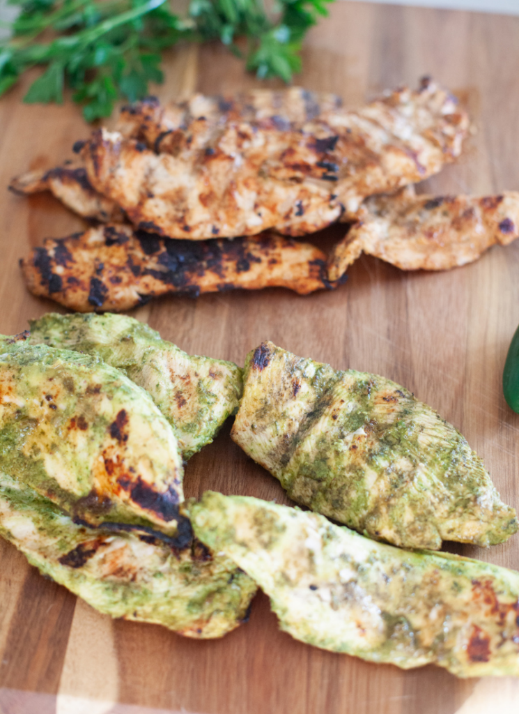 Honey chipotle grilled chicken you'll love. www.lillieeatsandtells.com