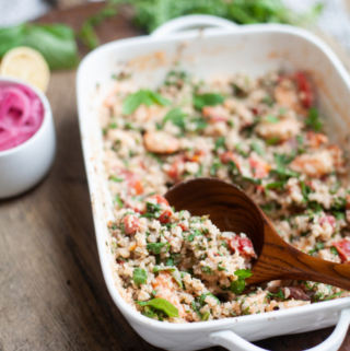 Quick, delicious, and macro-friendly this baked feta cauliflower rice will fill you up and put a smile on your face. www.lillieeatsandtellscom.bigscoots-staging.com