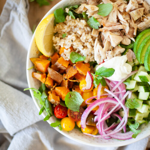 Easy dairy-free cava bowl copycat. www.lillieeatsandtells.com