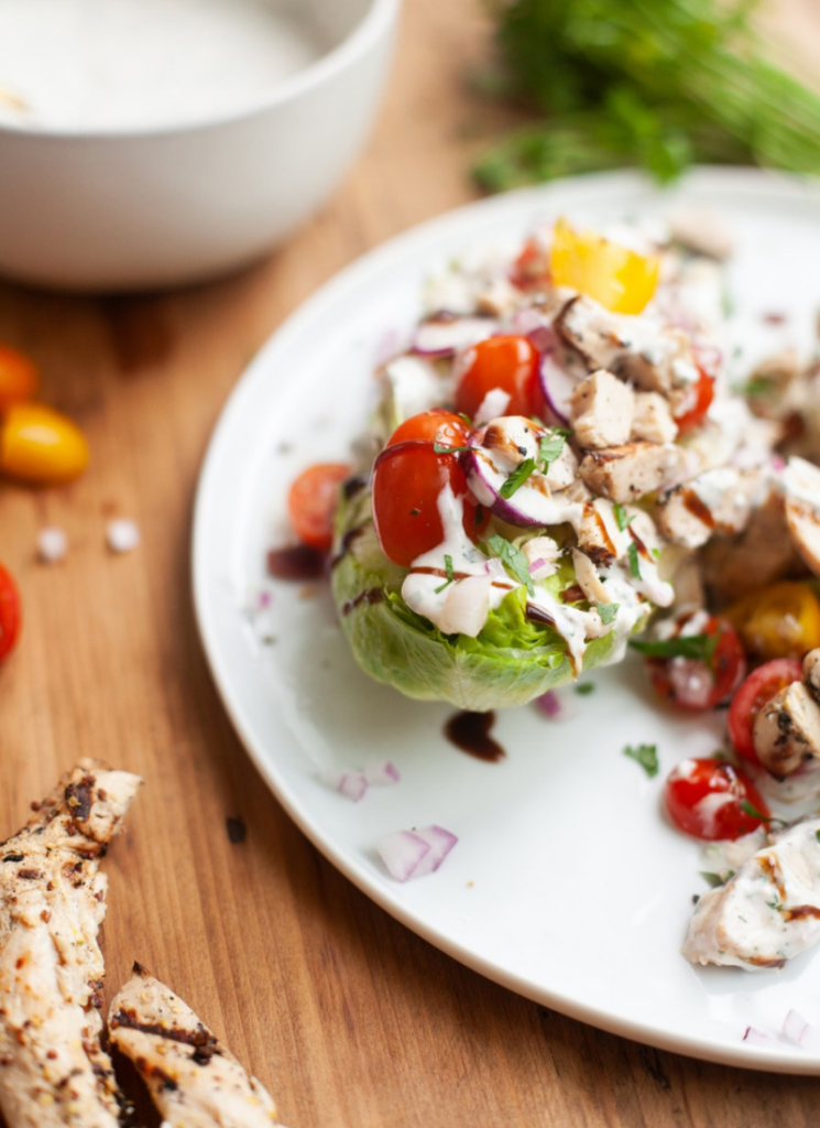 What food are you planning to have in your game day line up? Check out my macro-friendly Super Bowl round up for ideas. www.lillieeatsandtells.com