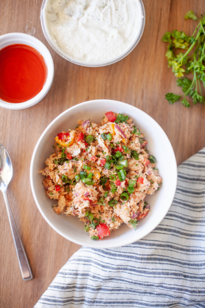 This healthy recipe for macro-friendly buffalo tuna is super versatile. www.lillieeatsandtells.com