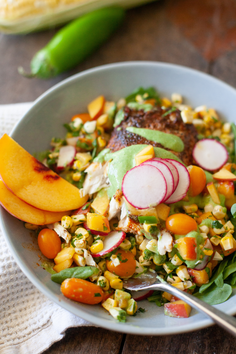 meet your macros with this salad www.lillieatsandtells.com