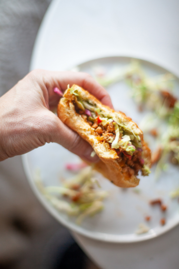 macro-friendly sandwich www.lillieeatsandtells.com