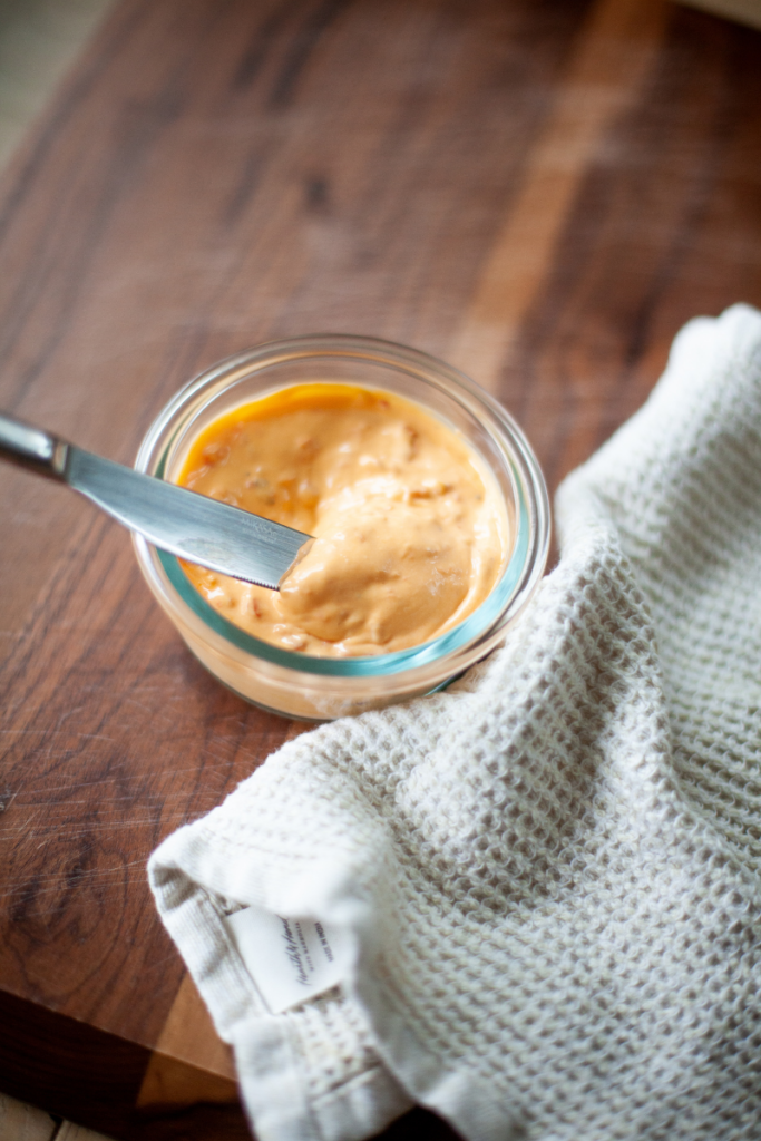 easy and delicious macro sauce www.lillieeatsandtells.com