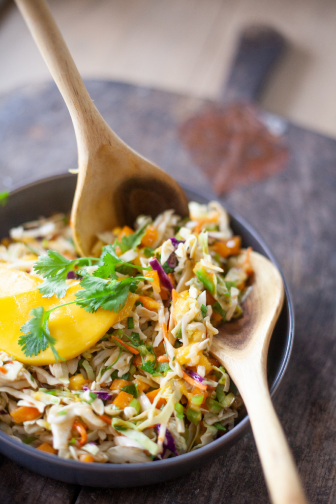 spicy slaw www.lillieeatsandtells.com