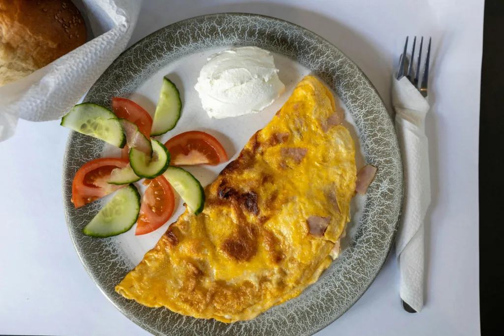 Protein-Rich Turkey and Broccoli Omelet