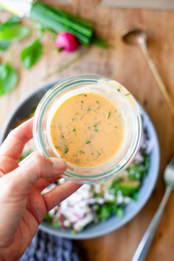 honey chipotle creamy vinaigrette www.lillieeatsandtells.com