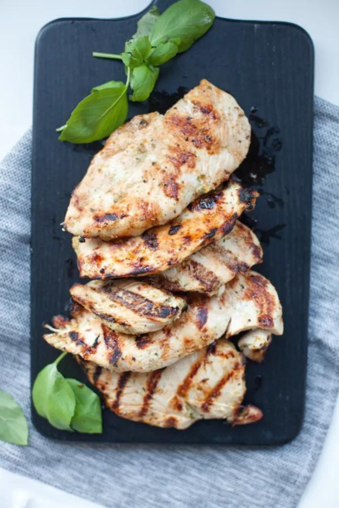 lemon basil honey chicken tenderloins
www.lillieeatsandtells.com