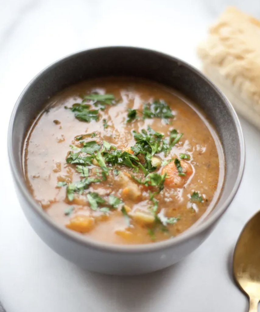 Bowl of Easy Beef and Veggie Stew.
One of my 5 Healthy and Macro-friendly Soups for Fall